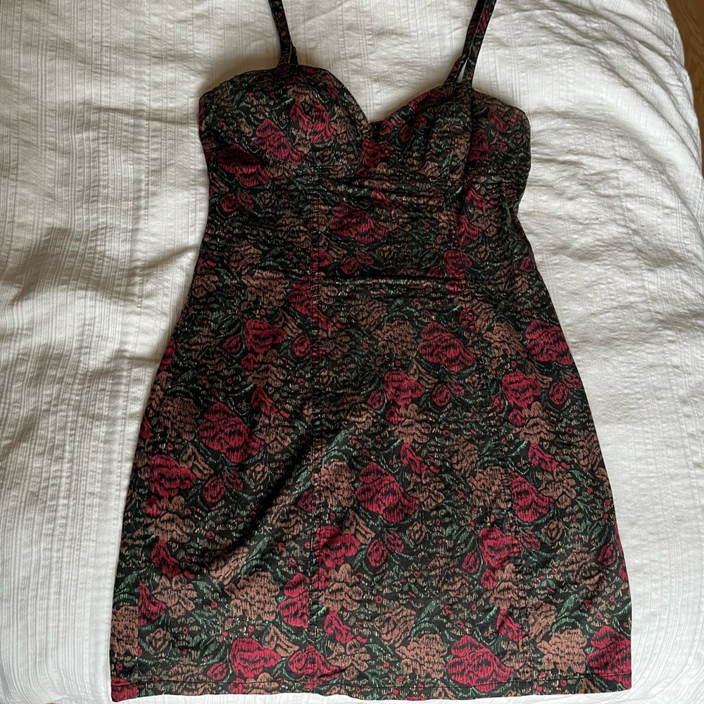 INSIGHT Dress - Picture 8 of 8